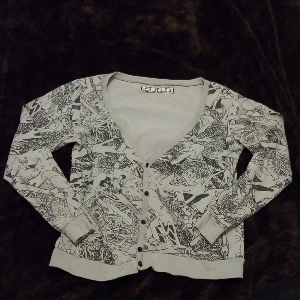 5 for 20|V Neck Gray and black Graffic Sweater